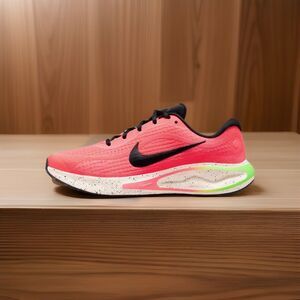 Nike Journey Run Hot Punch Neon Green HJ7352-674 Women Size 6.5 Mens 5